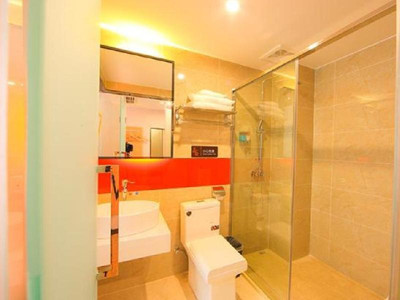 7 DAYS PREMIUM HOTEL CHONGQING YANGJIAPING PEDESTR