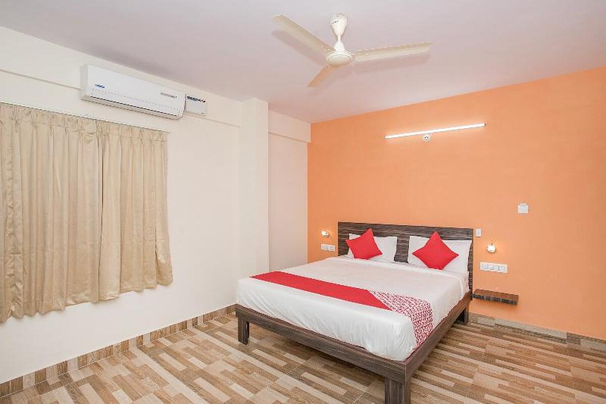 OYO 10480 Hotel PMR