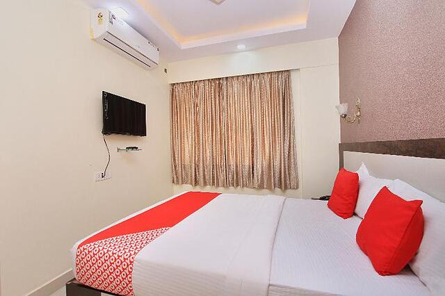 OYO 13029 Hotel Bestend
