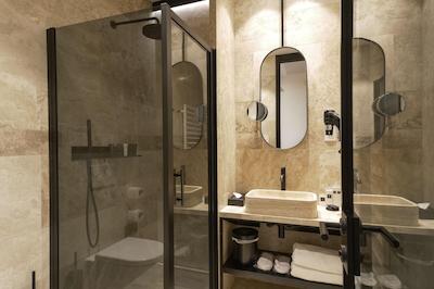 Dependance Golden Crown