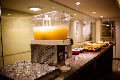 Downtown Santana Hotel