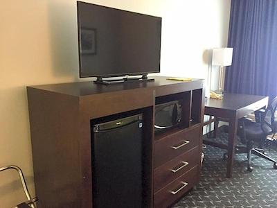 Days Inn by Wyndham Sarnia Harbourfront