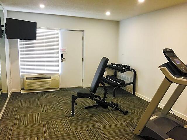 Days Inn by Wyndham Sarnia Harbourfront
