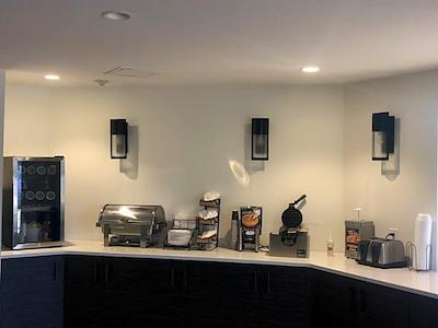 Days Inn by Wyndham Sarnia Harbourfront