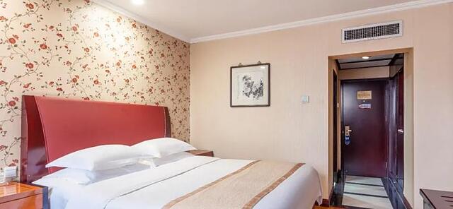 JINHAI INTERNATIONAL GRAND HOTEL