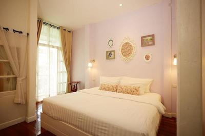 NAI SUAN BED AND BREAKFAST