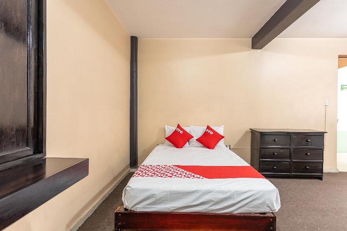 OYO Hotel Emperador