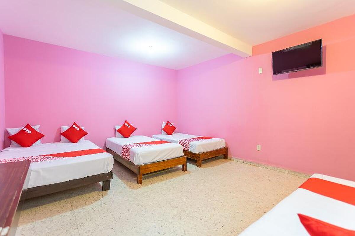 OYO Hotel Emperador