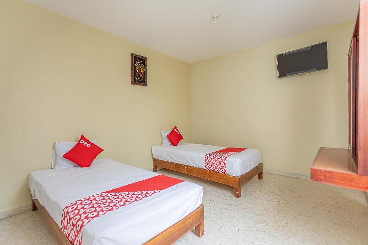 OYO Hotel Emperador