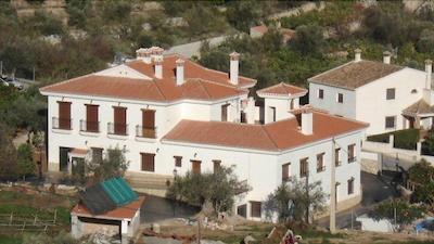 Las Albercas De Ca Nchar