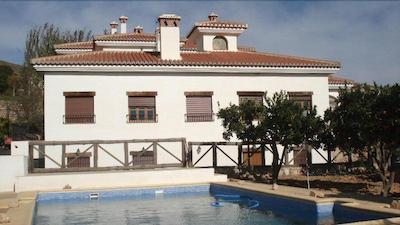 Las Albercas De Ca Nchar