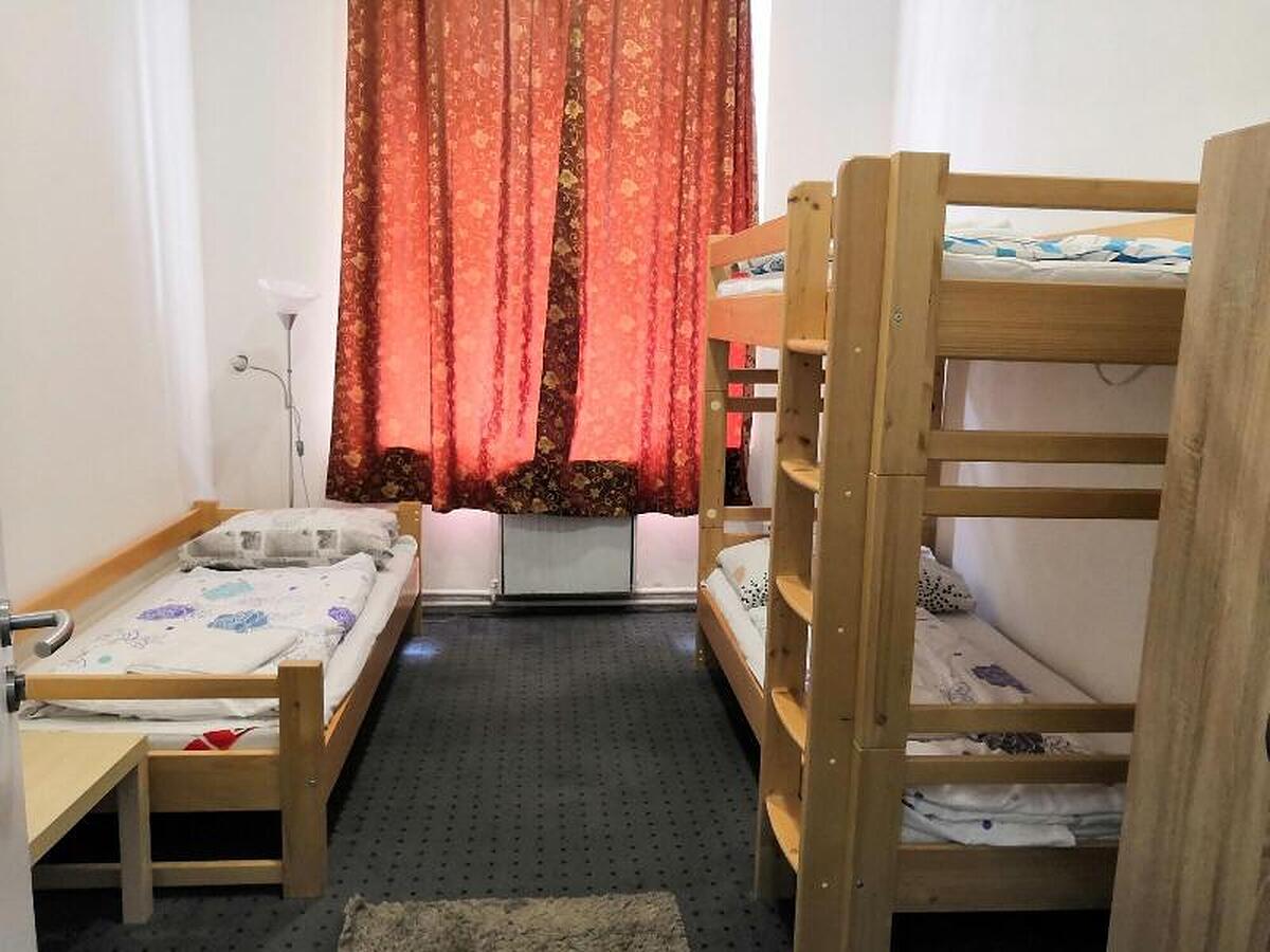 Hostel Opletalova
