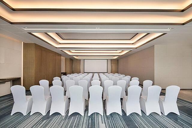 Courtyard By Marriott Chengdu South