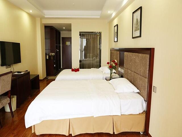 Greentree Inn Chengdu Airport Road Zhujiang Road E