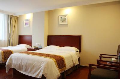 Greentree Inn Chengdu Airport Road Zhujiang Road E