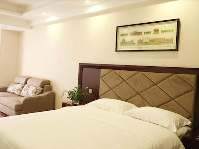 Greentree Inn Chengdu Airport Road Zhujiang Road E