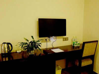 Greentree Inn Chengdu Airport Road Zhujiang Road E