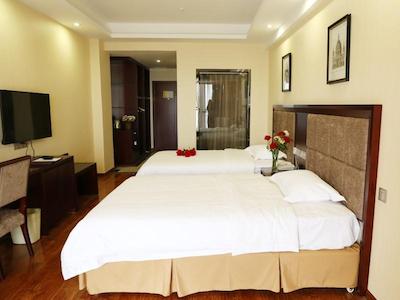 Greentree Inn Chengdu Airport Road Zhujiang Road E