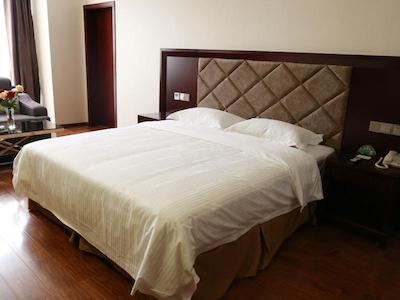 Greentree Inn Chengdu Airport Road Zhujiang Road E