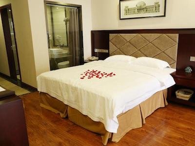 Greentree Inn Chengdu Airport Road Zhujiang Road E