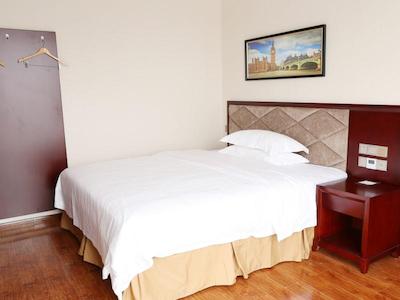 Greentree Inn Chengdu Airport Road Zhujiang Road E