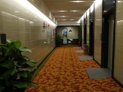 Greentree Inn Chengdu Airport Road Zhujiang Road E