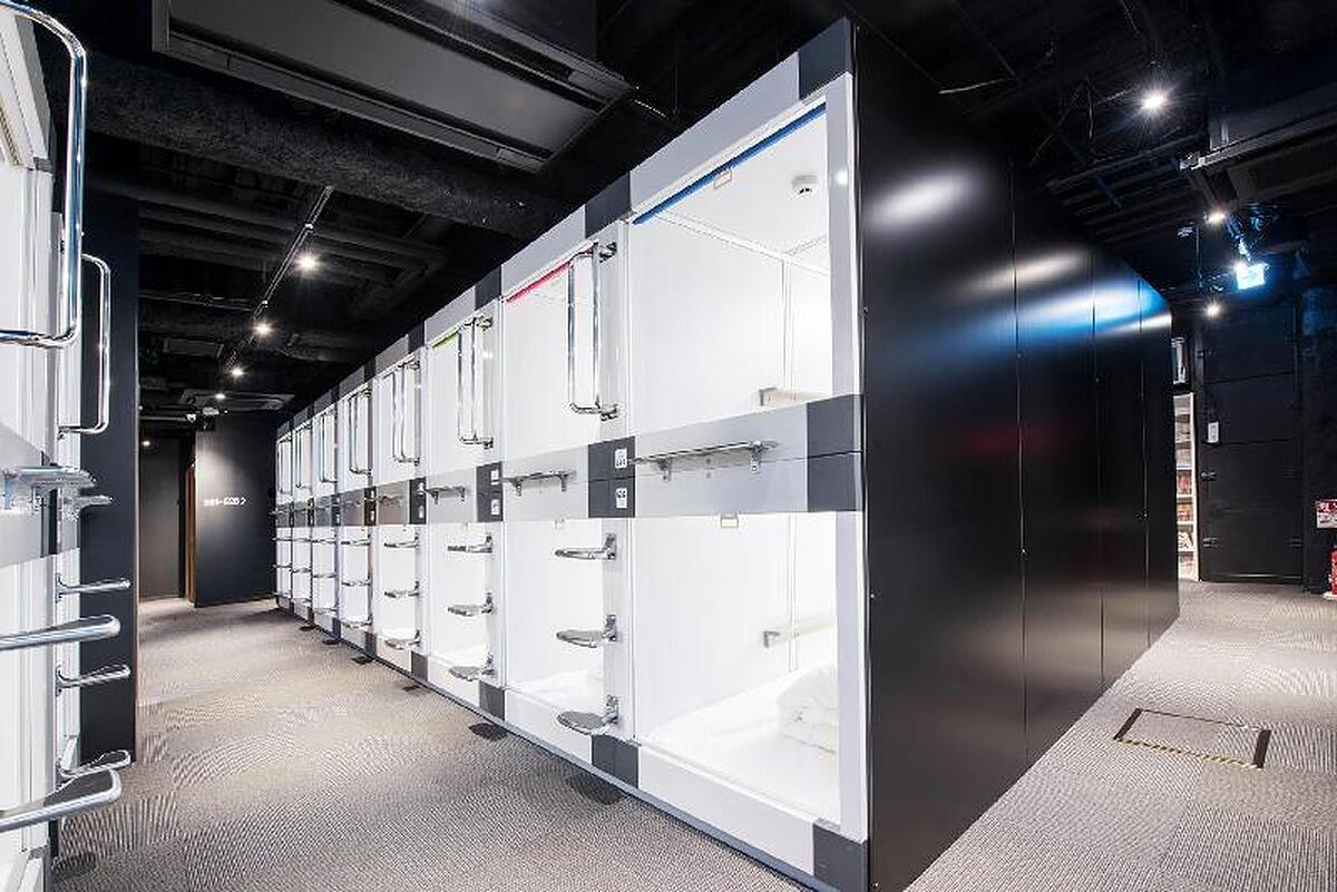 CAPSULE HOTEL TRANSIT SHINJUKU