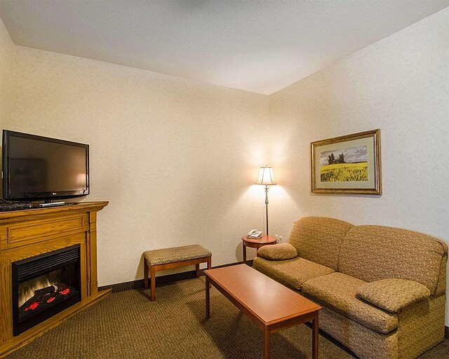Quality Inn & Suites Grande Prairie