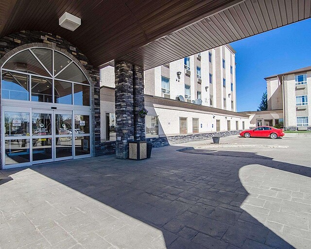 Quality Inn & Suites Grande Prairie