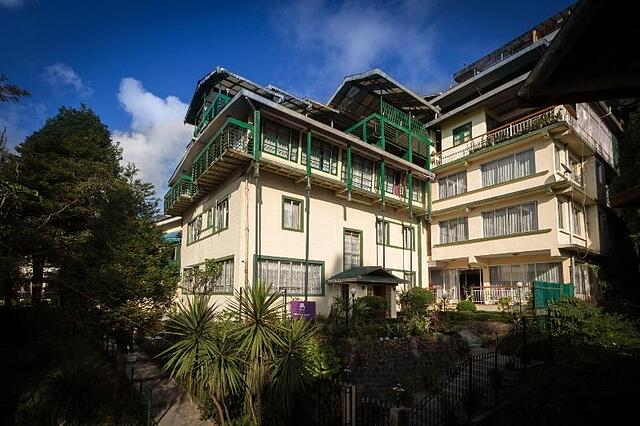MOUNT HIMALAYAN RESORT DARJEELING