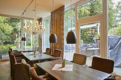 Neues Parkhotel Neumunster