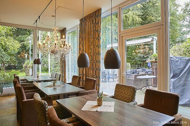 Neues Parkhotel Neumunster