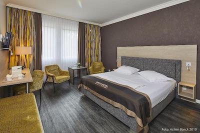 Neues Parkhotel Neumunster