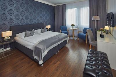 Neues Parkhotel Neumunster