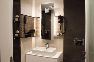 Modernity Hotel
