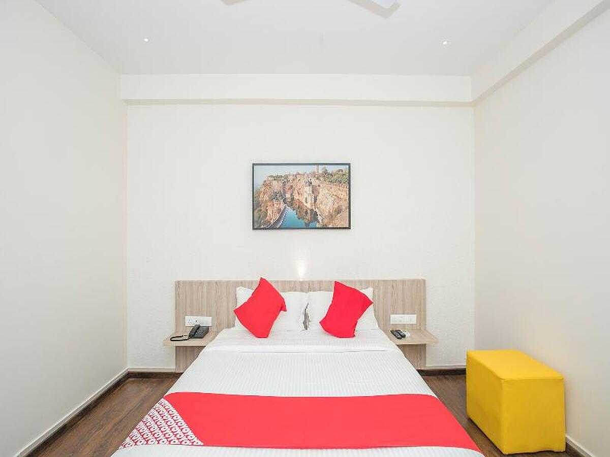 Capital O 15744 Northern Suites