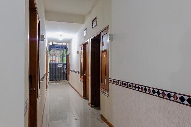 Oyo 1293 Dei Residence Arjosari