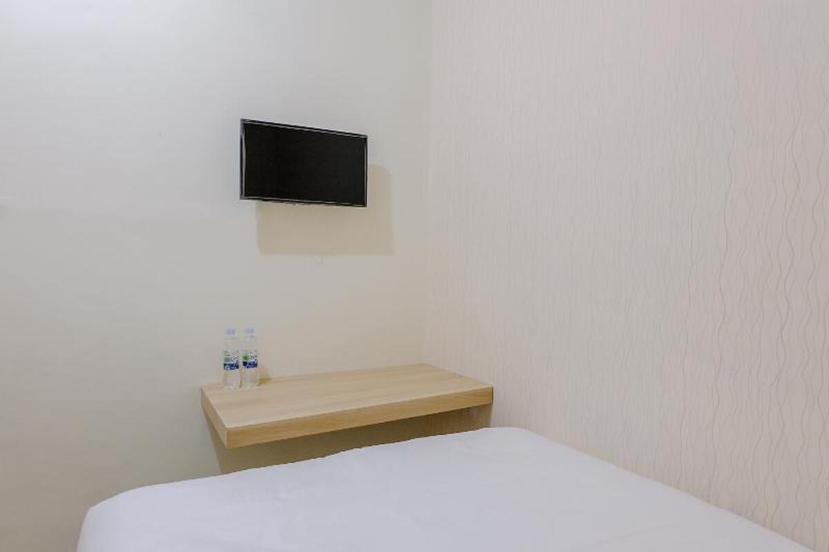 Oyo 1293 Dei Residence Arjosari