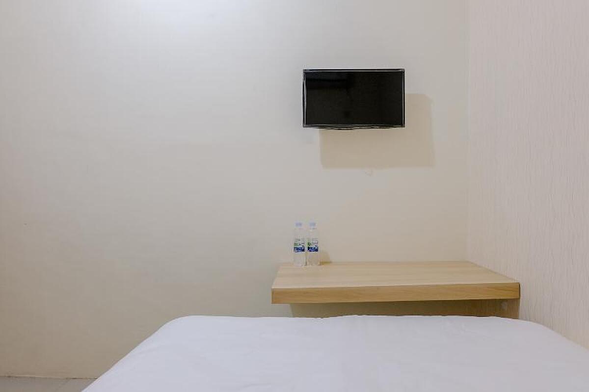 Oyo 1293 Dei Residence Arjosari