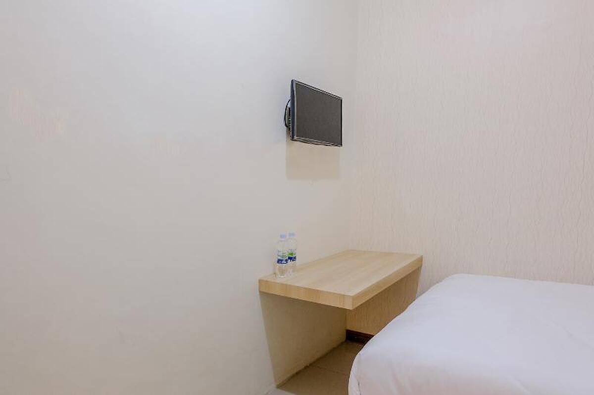 Oyo 1293 Dei Residence Arjosari