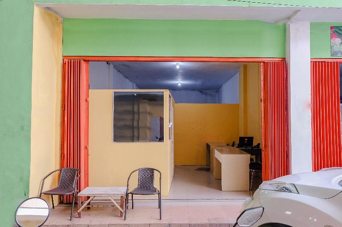 Oyo 1293 Dei Residence Arjosari
