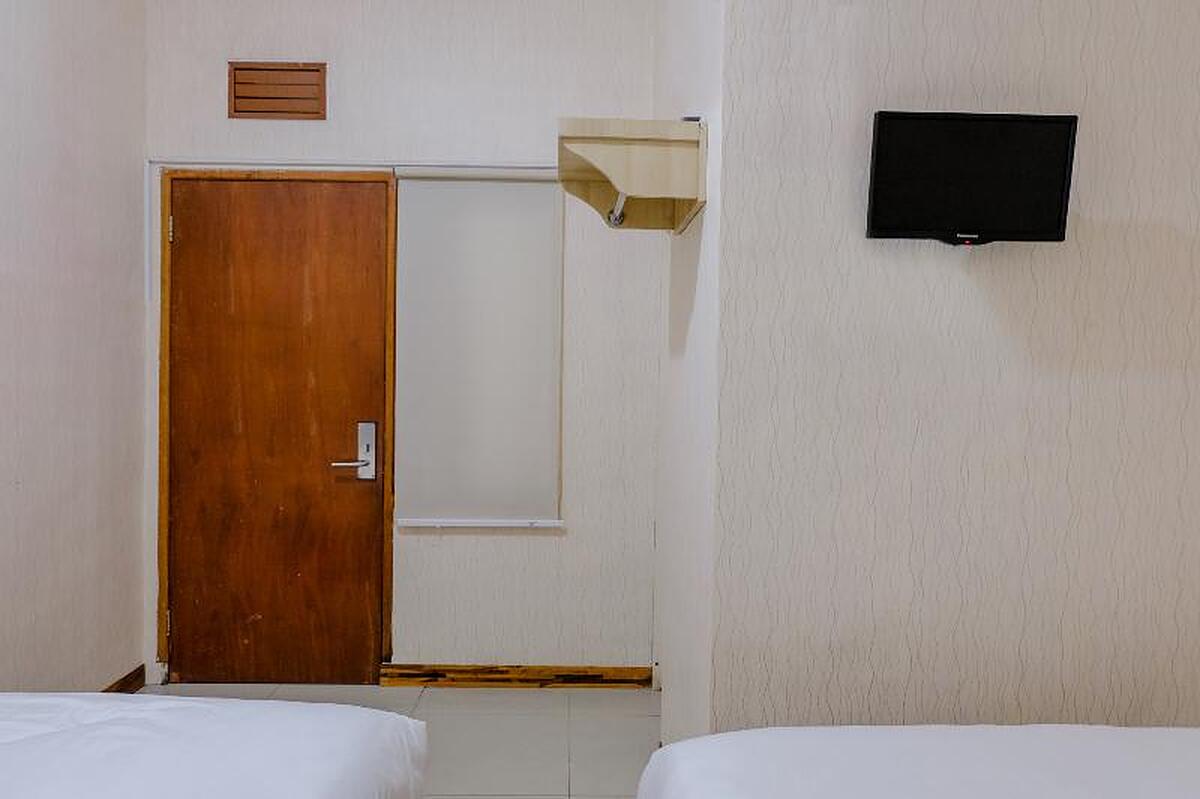 Oyo 1293 Dei Residence Arjosari