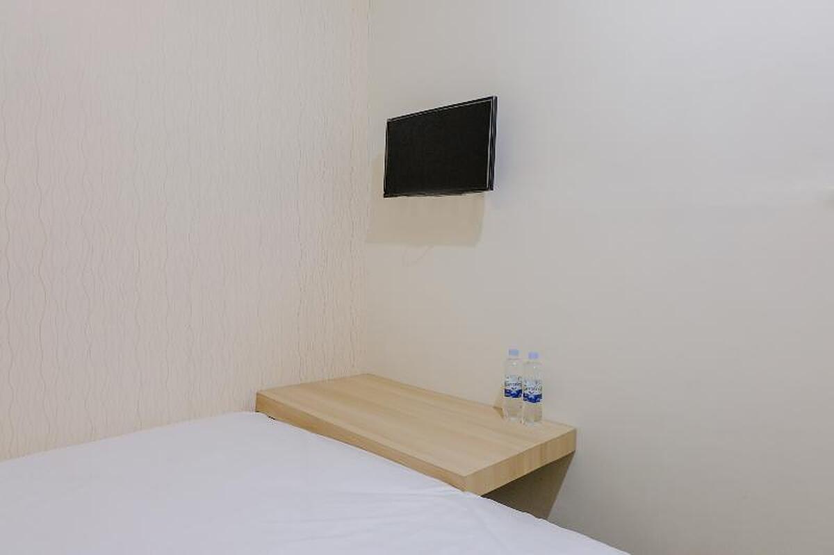 Oyo 1293 Dei Residence Arjosari