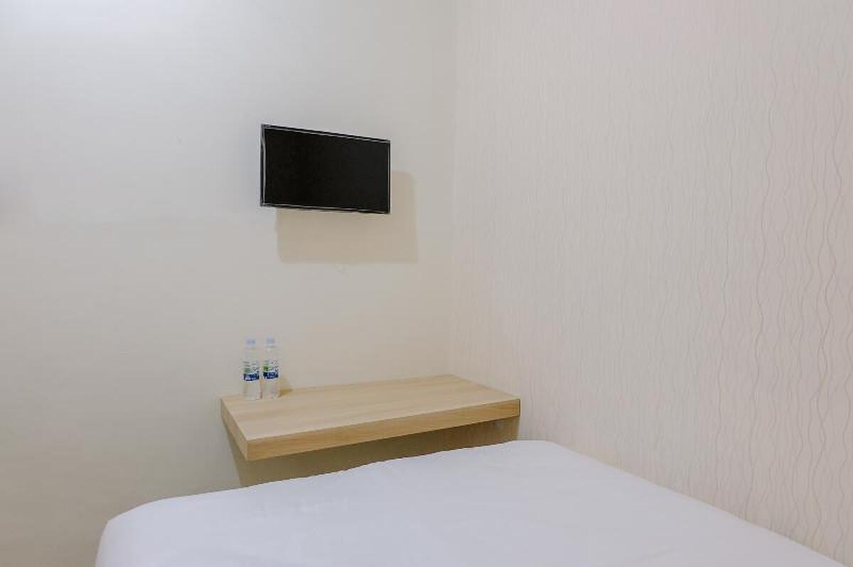 Oyo 1293 Dei Residence Arjosari