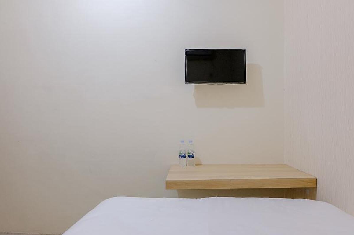 Oyo 1293 Dei Residence Arjosari