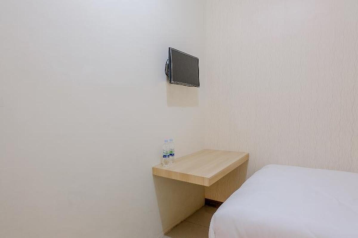 Oyo 1293 Dei Residence Arjosari
