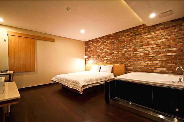 COMMA HOTEL SEOMYEON