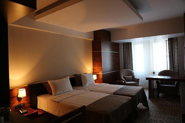 Madame Tadia Otel