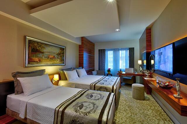 Madame Tadia Otel