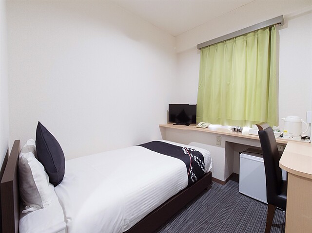 OYO Sasebo Palace Hotel